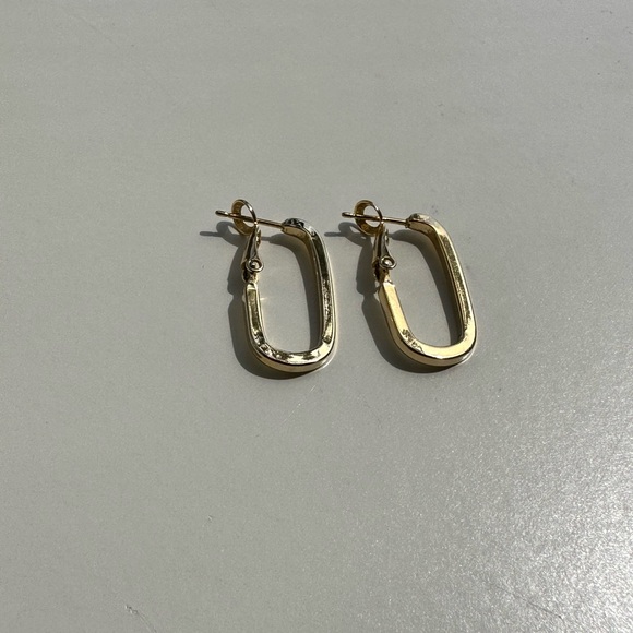 Gold Rectangular Hoop Earrings - Picture 4 of 4